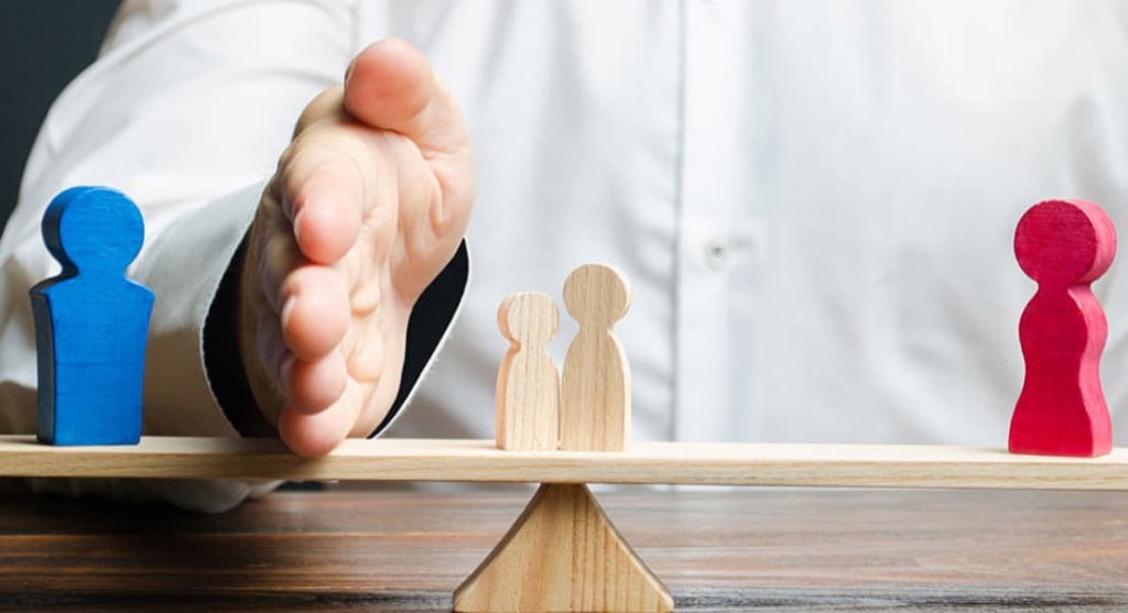 Определение места жительства ребенка в Большеречье