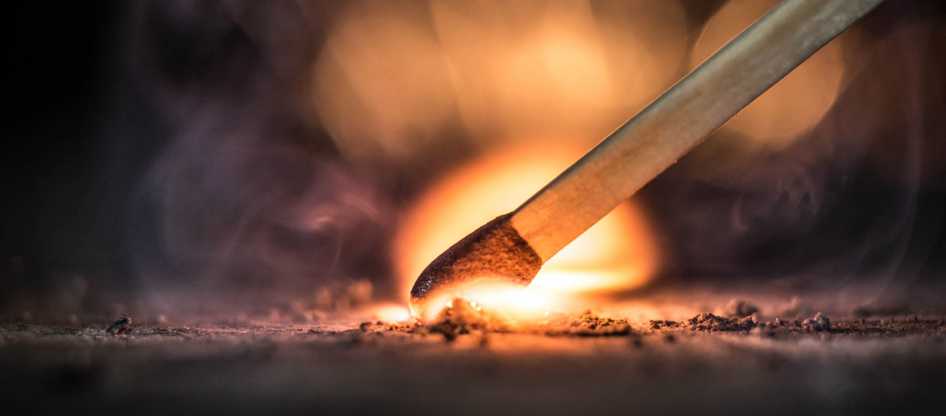 Возмещение ущерба при пожаре в Большеречье. Цены от 10000₽.