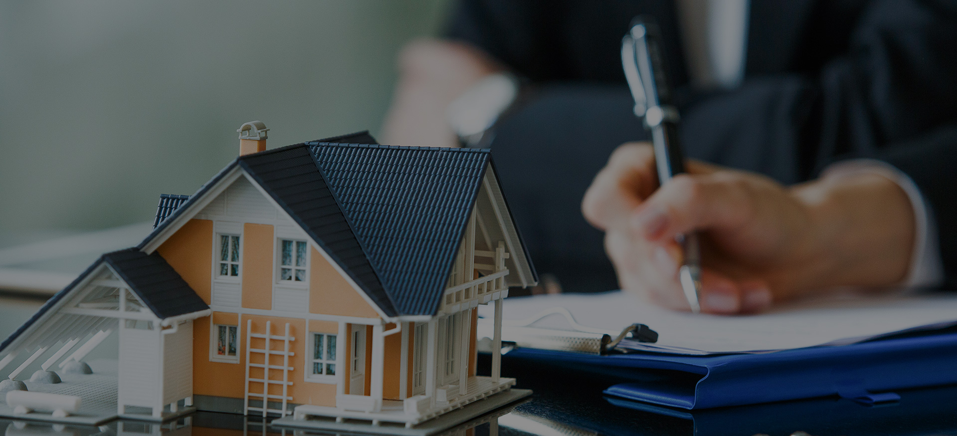 Сопровождение сделки купли-продажи квартиры в Большеречье